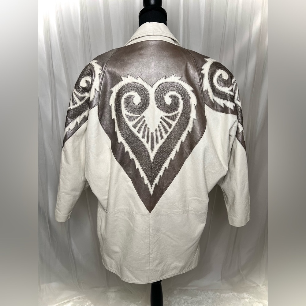 Vintage 80’s Suzelle Mid-length White and Pewter Leather Coat. Oversized Slouchy